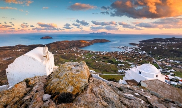 <span>Day 6:</span> Serifos - Historical Exploration & Beach Relaxation