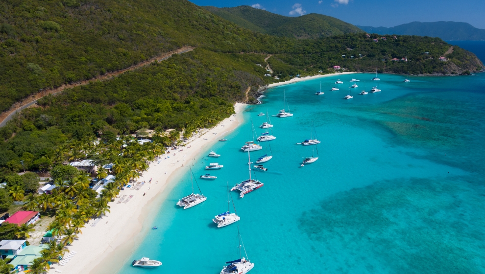 Your Guide to Booking a Crewed Yacht Charter in the British Virgin Islands