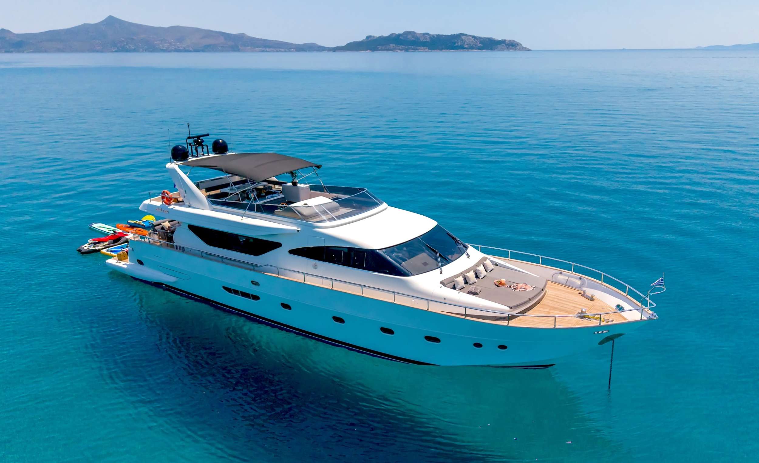 Luxury Yacht 2