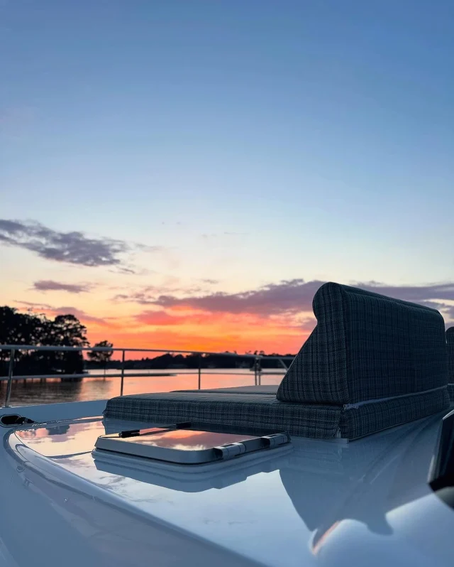 Sunsets hit different on charter yacht Mucho Gusto 🌅

Their 2026 calendar is already filling up. If you’re dreaming of calm anchorages, quiet sandbars, and unreal Exumas sunsets—lock in your dates while they’re still in the B A H A M A S. 🏝️ DM us for rates + availability!